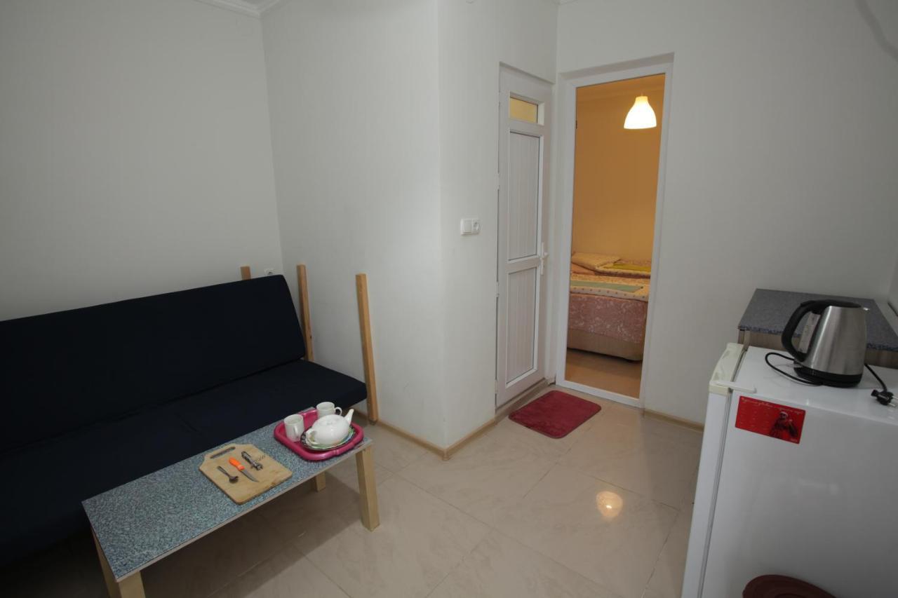 Sukhum City Mini Hotel Suchumi Exteriér fotografie